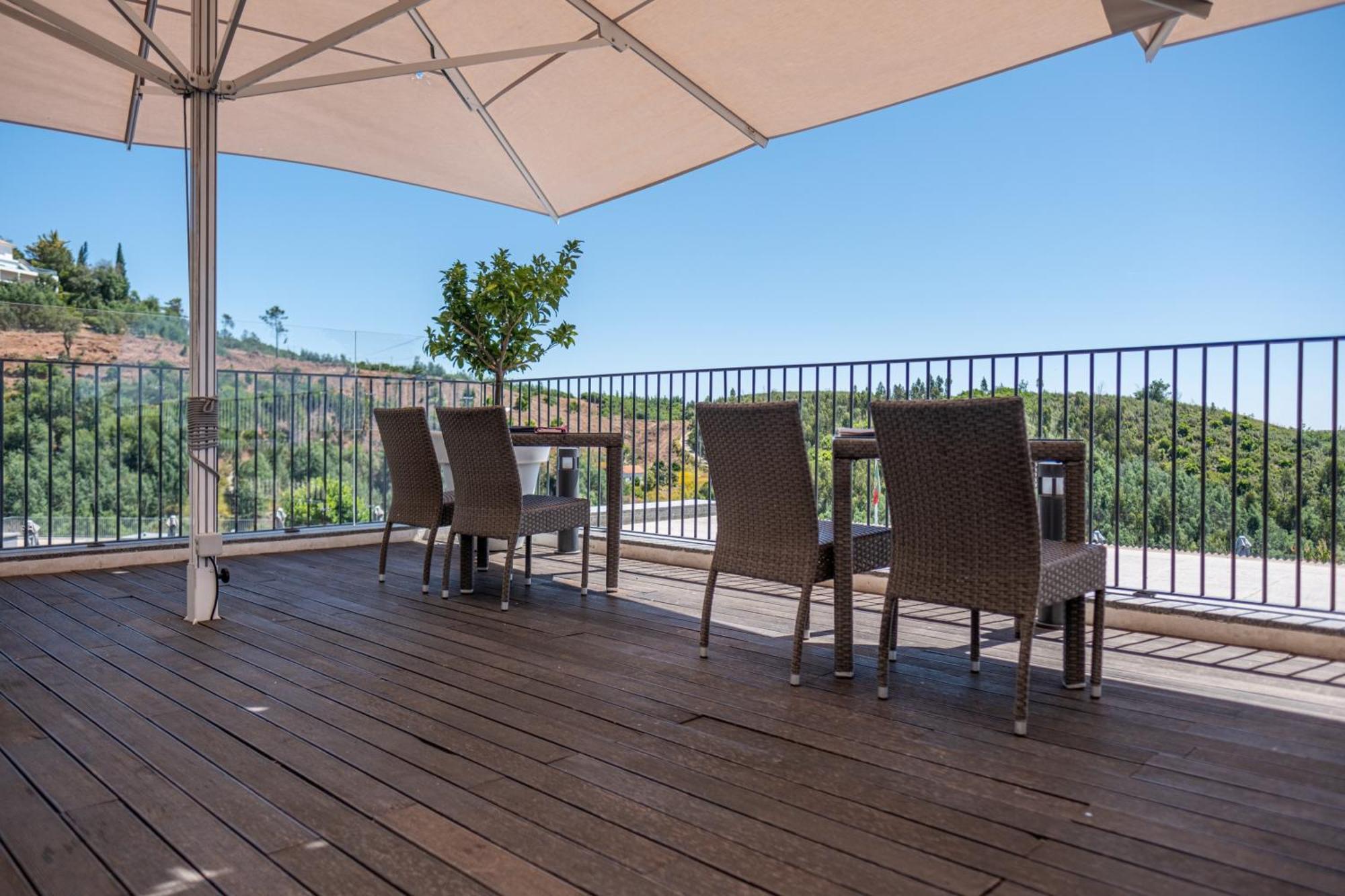 Monchique Resort & Spa Екстер'єр фото Composite wood terrace